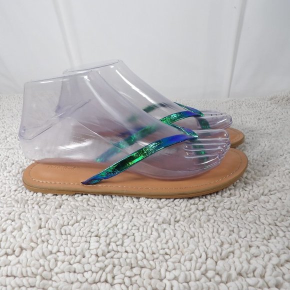 Cat & Jack  Slip-On Flip Flop Sandals M (2-3) - Picture 2 of 7